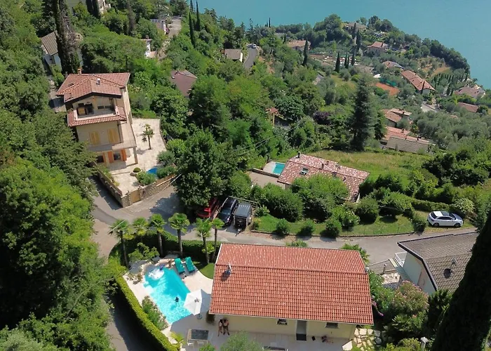 Ortensia Hébergement de vacances *